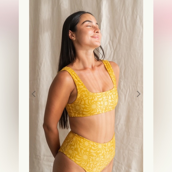 September the Line Eden Top Sun Ray Gold Print (L) - Picture 6 of 8